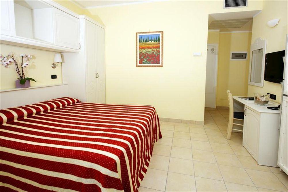 Hotel Baia Rimini Dış mekan fotoğraf